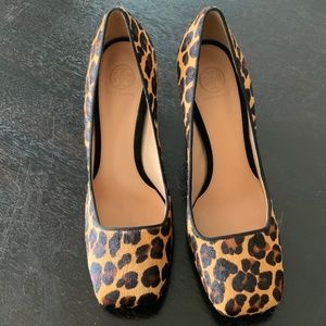TORY BURCH PONY HAIR MIRROR HEEL PUMPS, sz 8.5